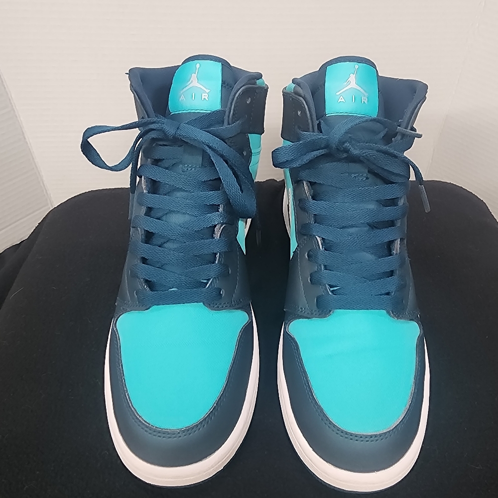 GS Hyper Jade Metallic Silver Air Jordan 1 2016